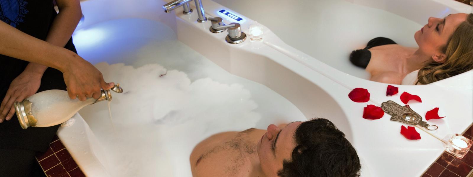 spa; hammam; piscine Hammam Les Cent Ciels Strasbourg - Les mages à deux